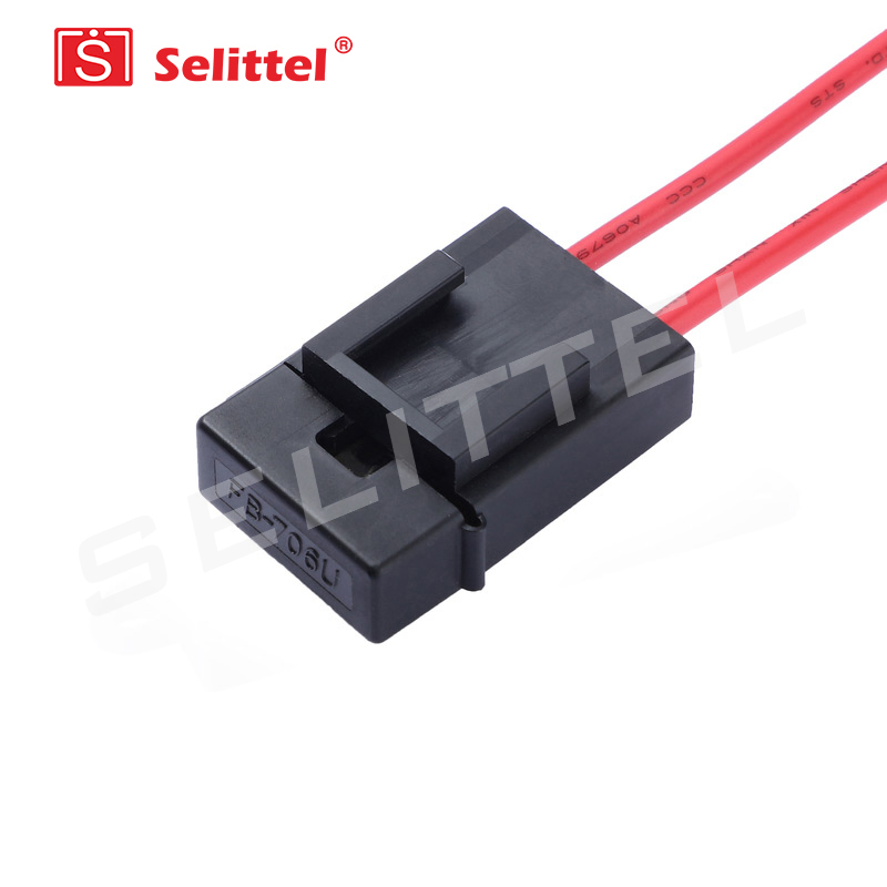 SL-707A 中号插片保险丝座